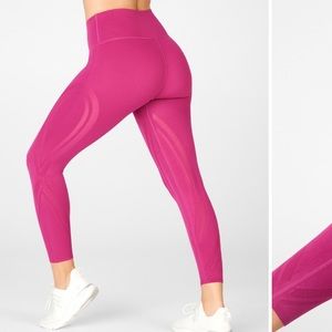 Fabletics High-Waisted SculptKnit Paneled 7/8